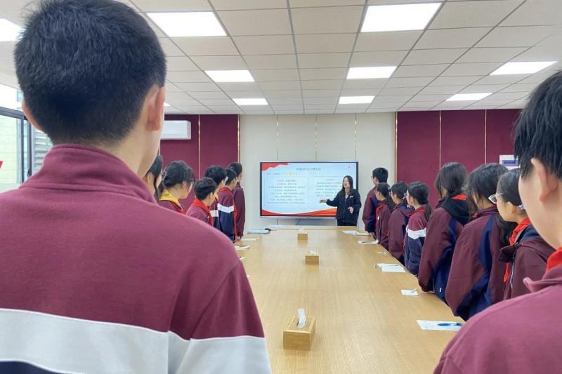 e446c13af67a07a18b101aa558e22f8f.jpg e446c13af67a07a18b101aa558e22f8f.jpg