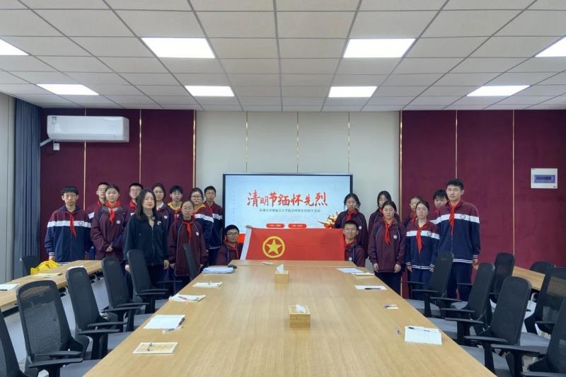 e612d2502e275f9ca91d509744fd6c76.jpg e612d2502e275f9ca91d509744fd6c76.jpg