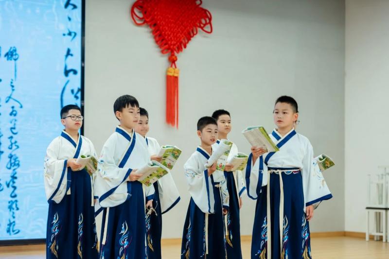 d9ff6f5521db679b6518d79252fb42af.jpg d9ff6f5521db679b6518d79252fb42af.jpg